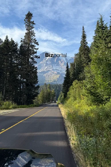 רכב נוסע בארה"ב